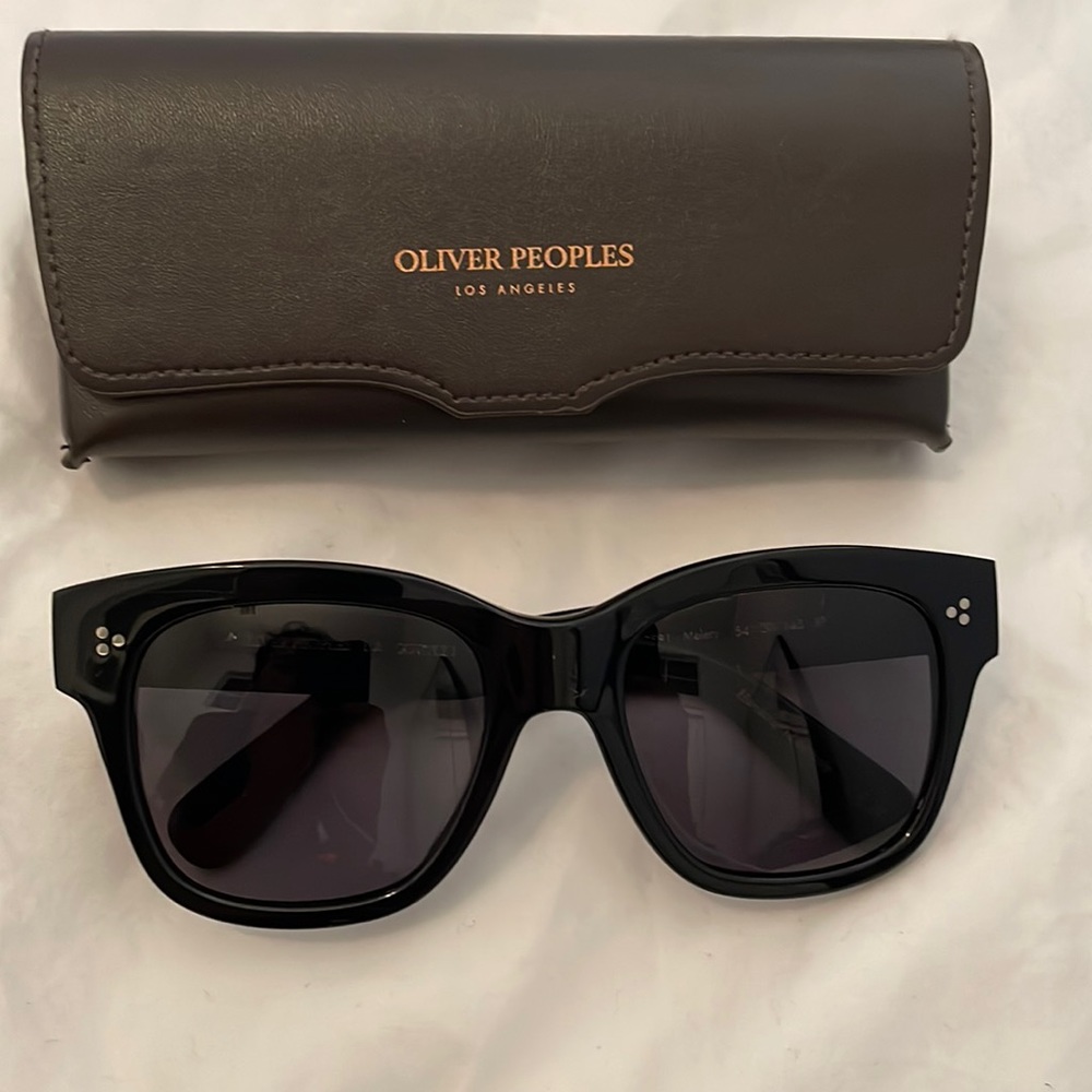 Oliver Peoples MELERY Unisex Sunglasses - Black Frames, Grey Polarized.